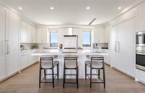 1130 3rd Ave S 408, Naples FL - photo 12 of 36