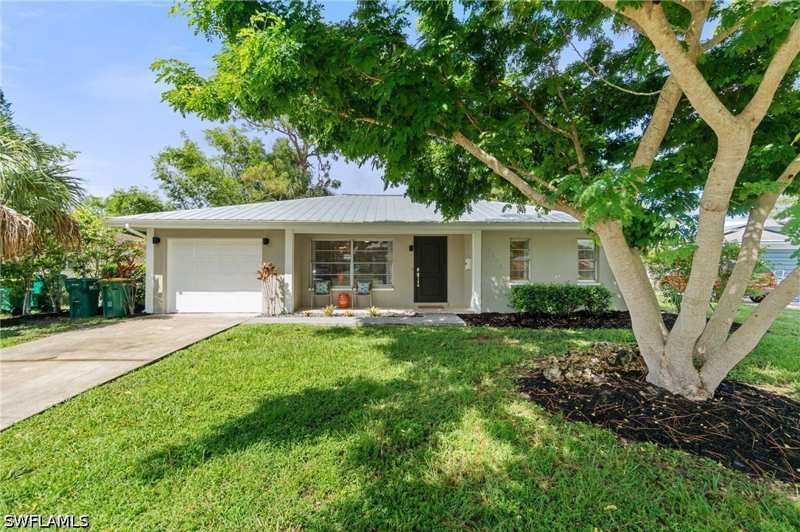 2 bedroom SingleFamilyResidence at 3543 Corana Way, Poinciana Village, Naples — photo 1