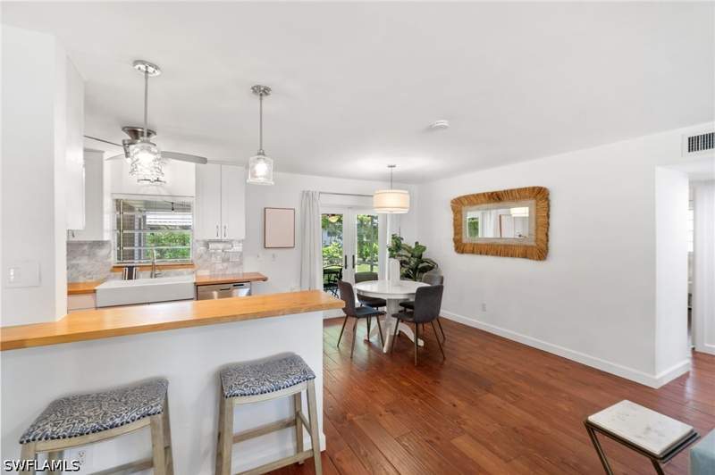 2 bedroom SingleFamilyResidence at 3543 Corana Way, Poinciana Village, Naples — photo 5