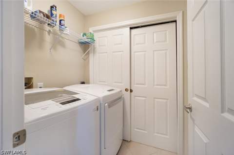 2220 Chesterbrook Ct 204, Naples FL - photo 20 of 22