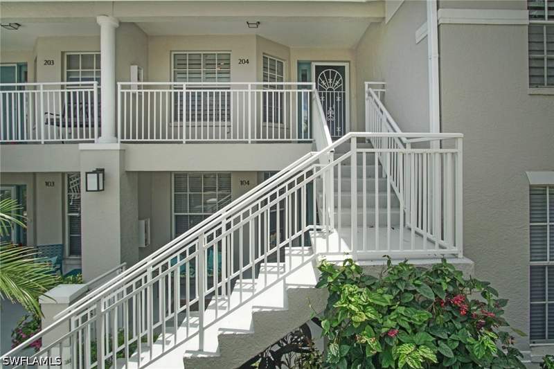 2 bedroom Condominium at 2220 Chesterbrook Ct 204, Heatherwood, Naples — photo 4