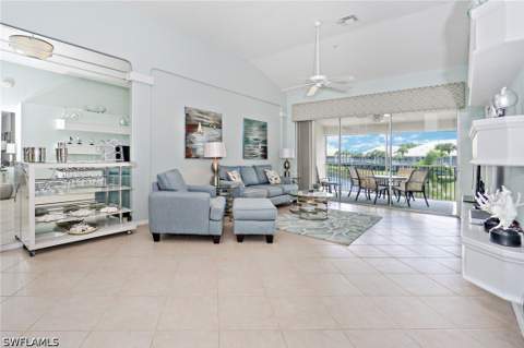 2220 Chesterbrook Ct 204, Naples FL - photo 9 of 22