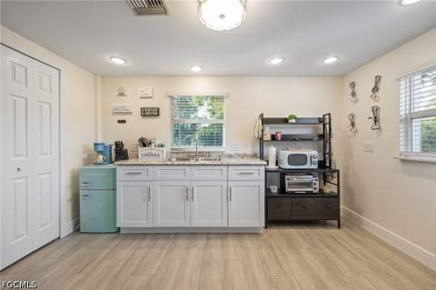17041 E Lake Dr, North Fort Myers FL - photo 18 of 42