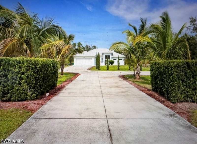 4 bedroom SingleFamilyResidence at 2575 31st Ave NE, Golden Gate Estates, Naples — photo 1