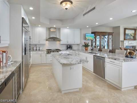 970 Cape Marco Dr 806, Marco Island FL - photo 10 of 35