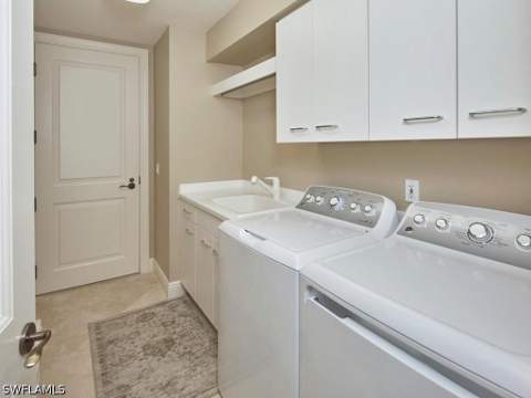970 Cape Marco Dr 806, Marco Island FL - photo 22 of 35