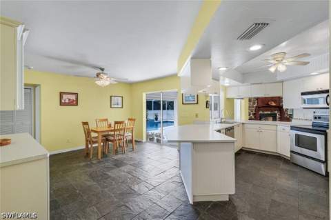 6029 & 6031 Higgins Ave, Fort Myers FL - photo 18 of 50