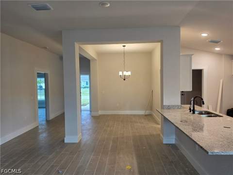 2510 NW 18th Ave, Cape Coral FL - photo 10 of 18