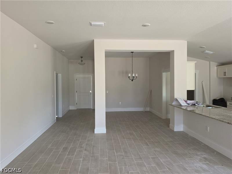 3 bedroom SingleFamilyResidence at 2510 NW 18th Ave, Cape Coral, Cape Coral — photo 4