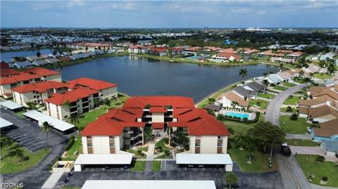 11060 Caravel Cir 201, Fort Myers FL - photo 13 of 19