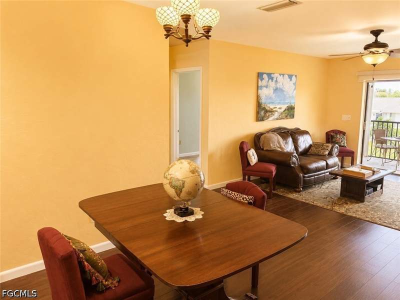2 bedroom Condominium at 11060 Caravel Cir 201, Terrace, Fort Myers — photo 3