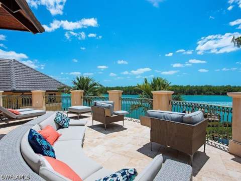 840 Admiralty Parade E, Naples FL - photo 12 of 50