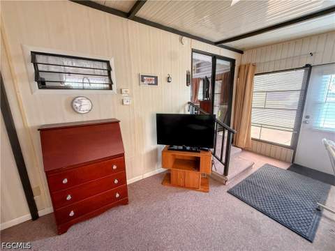 15 Fountain View Blvd, North Fort Myers FL - photo 9 of 31