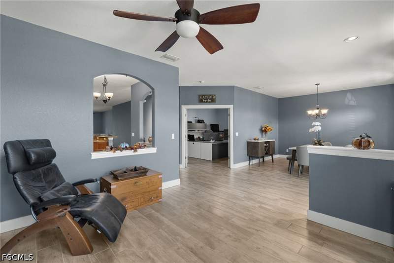 4 bedroom SingleFamilyResidence at 12353 Crooked Creek LN, STONEYBROOK, Fort Myers — photo 5