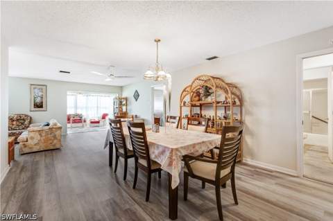 7079 Esquire Ct, Fort Myers FL - photo 7 of 36