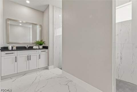 2108 NE 15th Ter, Cape Coral FL - photo 14 of 26