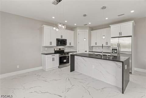2108 NE 15th Ter, Cape Coral FL - photo 6 of 26