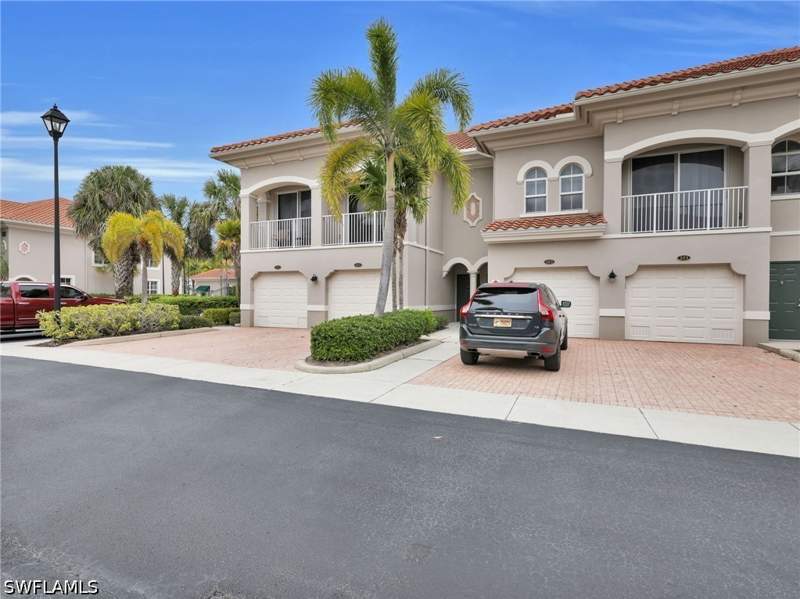2 bedroom Townhouse at 23501 Alamanda Dr 102, Mirasol At Coconut Point, Estero — photo 4