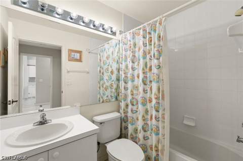 8400 Naples Heritage Dr 1524, Naples FL - photo 18 of 37