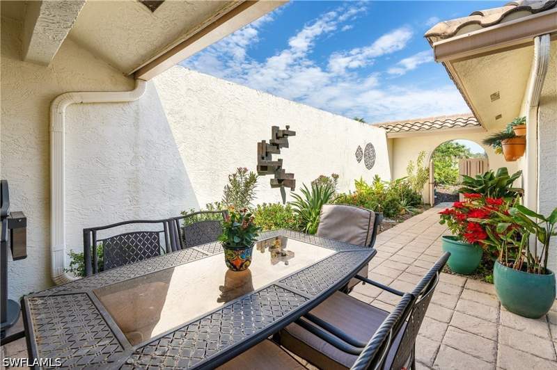 4 bedroom Townhouse at 11804 Quail Village Way, Quail Creek Village, Naples — photo 4