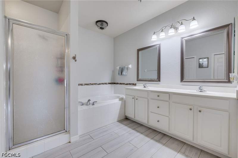 3 bedroom Condominium at 13981 Lake Mahogany Blvd 2522, Reflection Lakes, Fort Myers — photo 5
