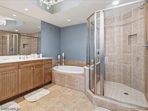 1065 Borghese Ln 2005, Naples FL - photo 15 of 28