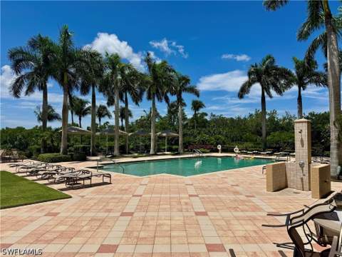1065 Borghese Ln 2005, Naples FL - photo 24 of 28