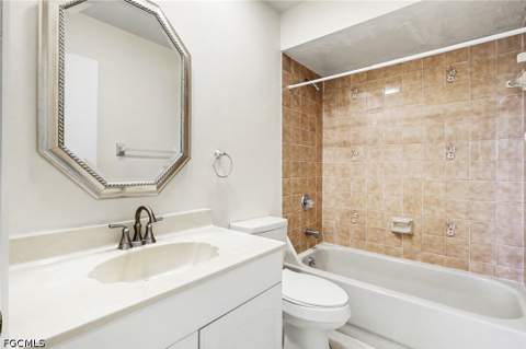 3739 SW 9th Ave 112, Cape Coral FL - photo 13 of 15
