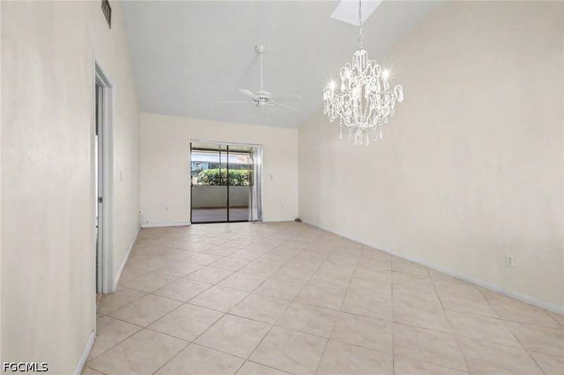 2 bedroom Condominium at 3739 SW 9th Ave 112, Patio Villas Of Cape Coral, Cape Coral — photo 4