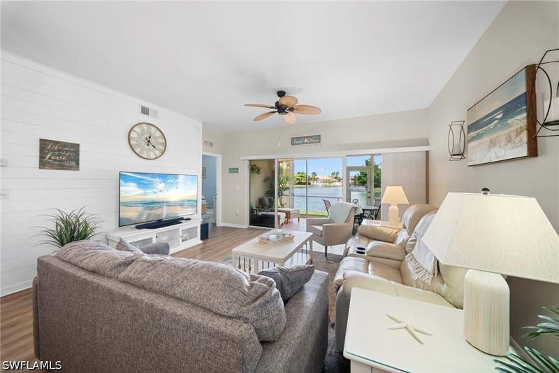 3 bedroom Condominium at 15480 Bellamar Cir 2512, Bellamar, Fort Myers — photo 3