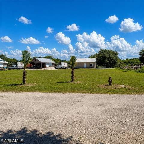 7850 Friendship Ln, Naples FL - photo 13 of 25