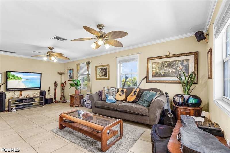 3 bedroom SingleFamilyResidence at 6351 Allen Park Dr, Kreamers Avocado Subd, Bokeelia — photo 1