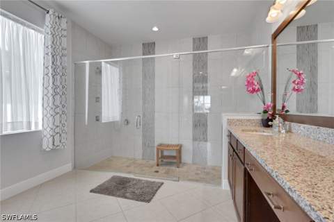 8924 Mustique Ln, Naples FL - photo 12 of 39