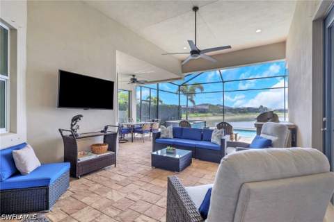 8924 Mustique Ln, Naples FL - photo 22 of 39