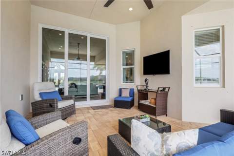 8924 Mustique Ln, Naples FL - photo 23 of 39