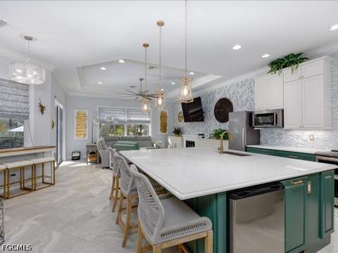 17100 Wrigley Cir, Fort Myers FL - photo 6 of 34