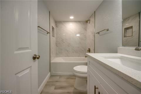 16881 Davis Rd 116, Fort Myers FL - photo 24 of 41