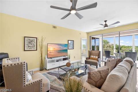 201 Vintage Bay Dr B10, Marco Island FL - photo 18 of 31