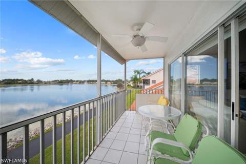 565 Windsor Sq 202, Naples FL - photo 21 of 31
