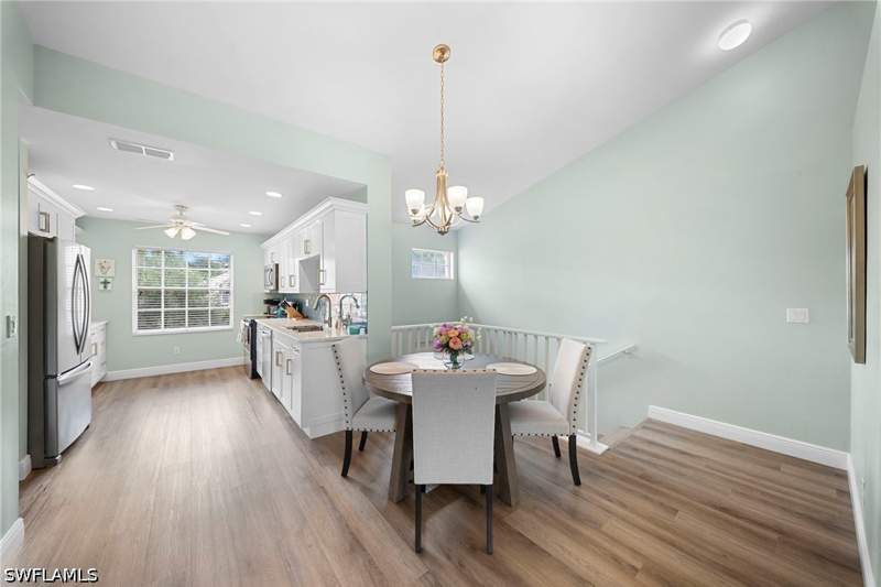 3 bedroom Condominium at 565 Windsor Sq 202, Windsor Place, Naples — photo 5