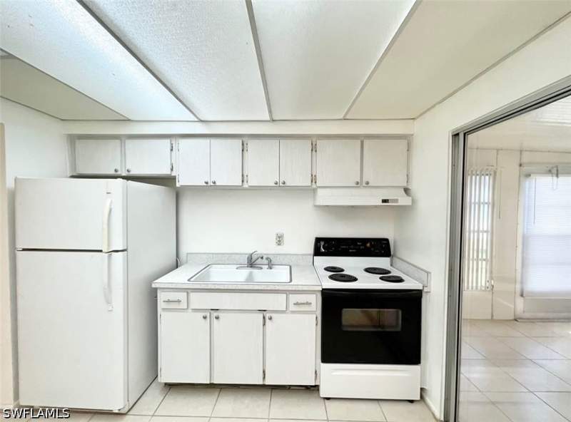 2 bedroom Attached at 10 Temple Ct, Orange Grove Park, Lehigh Acres — photo 5