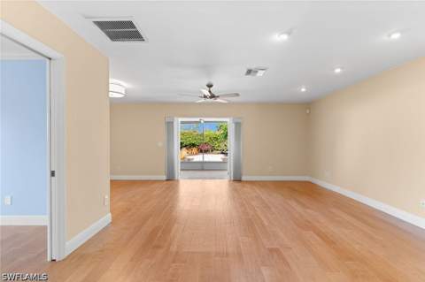 1036 Lake Shore Ct, Naples FL - photo 12 of 37