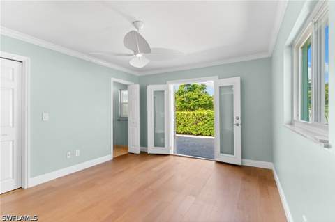 1036 Lake Shore Ct, Naples FL - photo 16 of 37