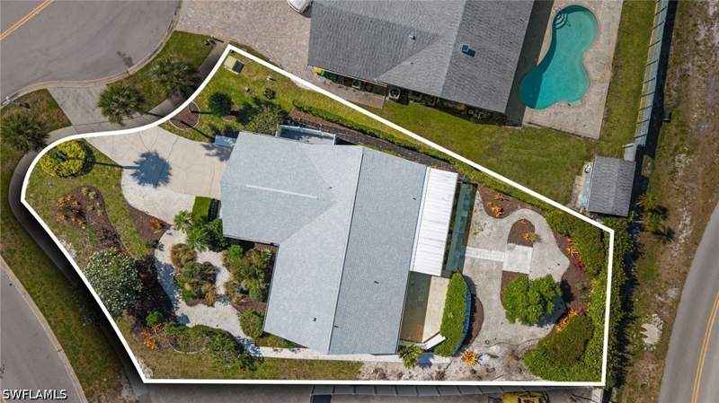 3 bedroom SingleFamilyResidence at 1036 Lake Shore Ct, Westlake, Naples — photo 3
