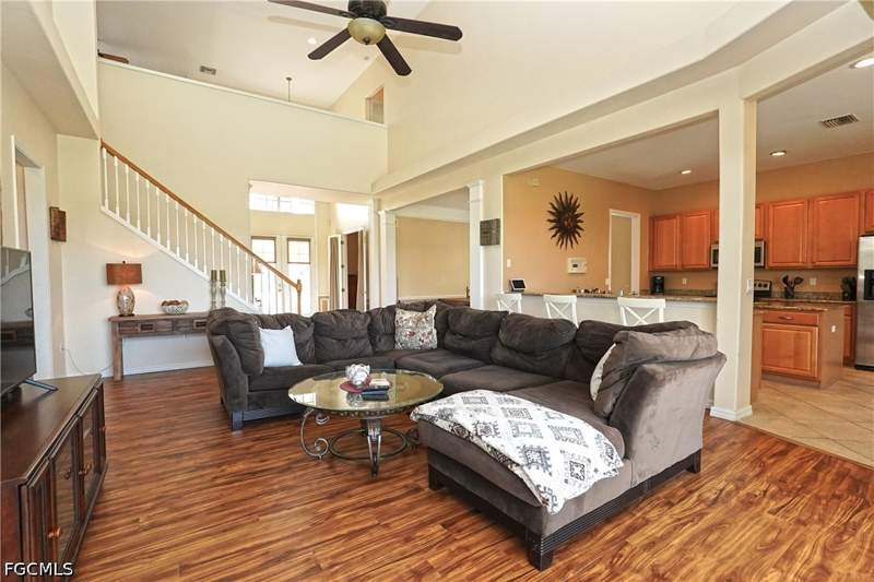 3 bedroom SingleFamilyResidence at 9116 Links Dr, Featherbrook, Fort Myers — photo 5