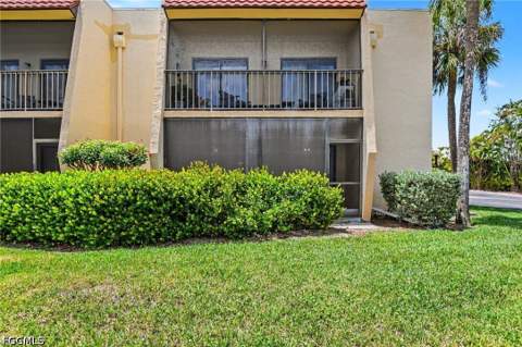 12501 McGregor Blvd 10, Fort Myers FL - photo 23 of 32