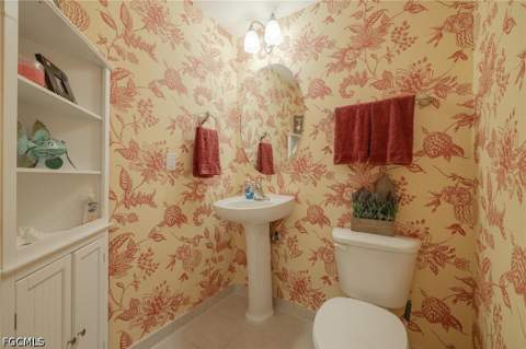 2825 Palm Beach Blvd 214, Fort Myers FL - photo 13 of 44