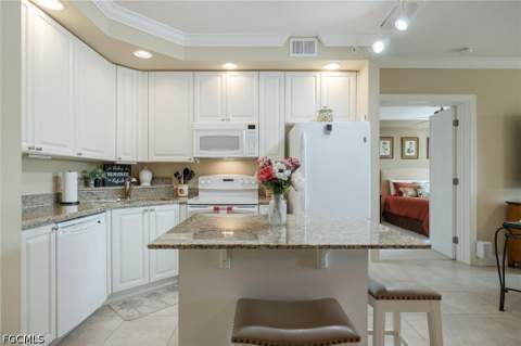 2825 Palm Beach Blvd 214, Fort Myers FL - photo 20 of 44