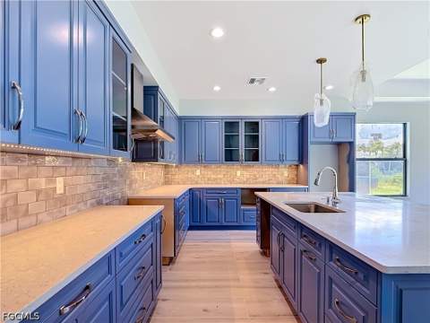 8831 Woodgate Dr, Fort Myers FL - photo 6 of 50