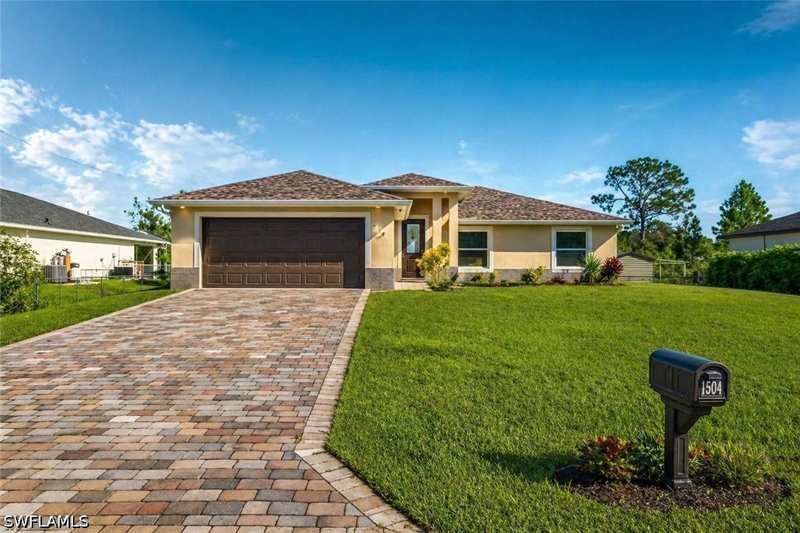 3 bedroom SingleFamilyResidence at 3110 42nd St W, Lehigh Acres, Lehigh Acres — photo 1